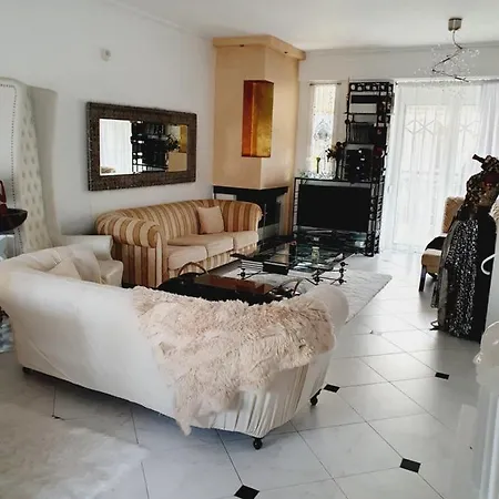 Villa Cheerful Residential Thessaloniki